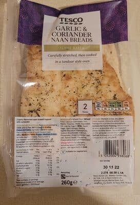 Garlic & coriander naan breads